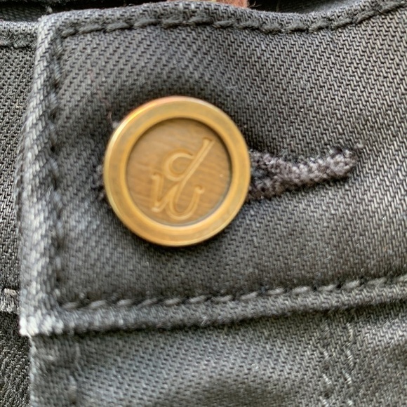 𝅺DRIFTWOOD Jackie Embroidered Black Skinny Jeans - Picture 4 of 16